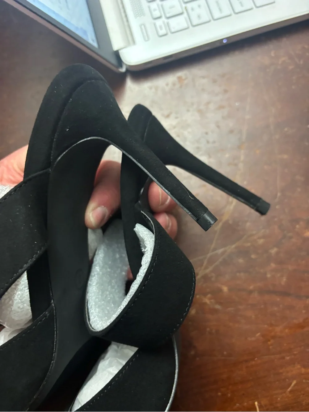 Lulus fare velvet black close Angle Peep toe  3” heel Bnib size 8 party